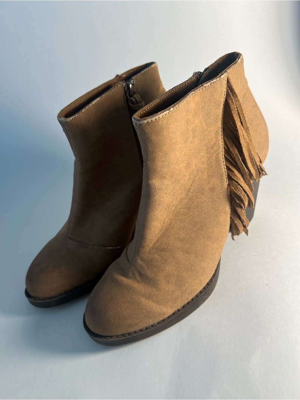 Ariat Tan Suede Fringe Ankle Booties Size 8.5